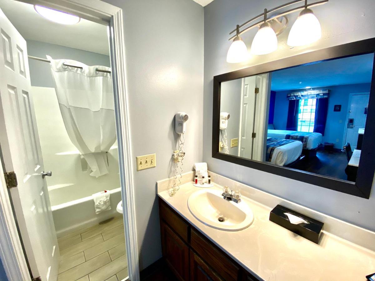 Baymont By Wyndham Albany At Albany Mall Esterno foto