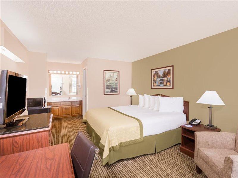 Baymont By Wyndham Albany At Albany Mall Esterno foto