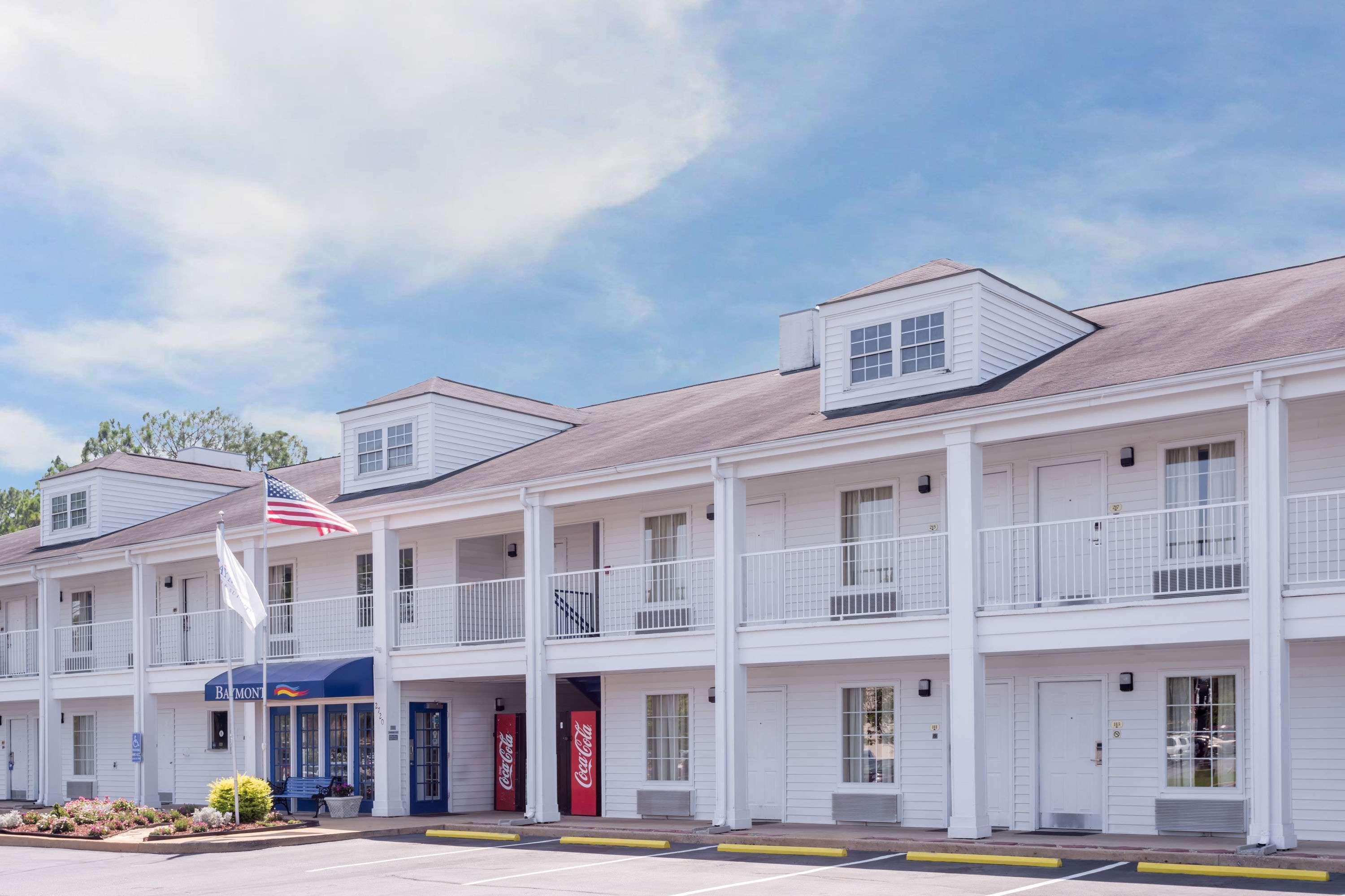 Baymont By Wyndham Albany At Albany Mall Esterno foto