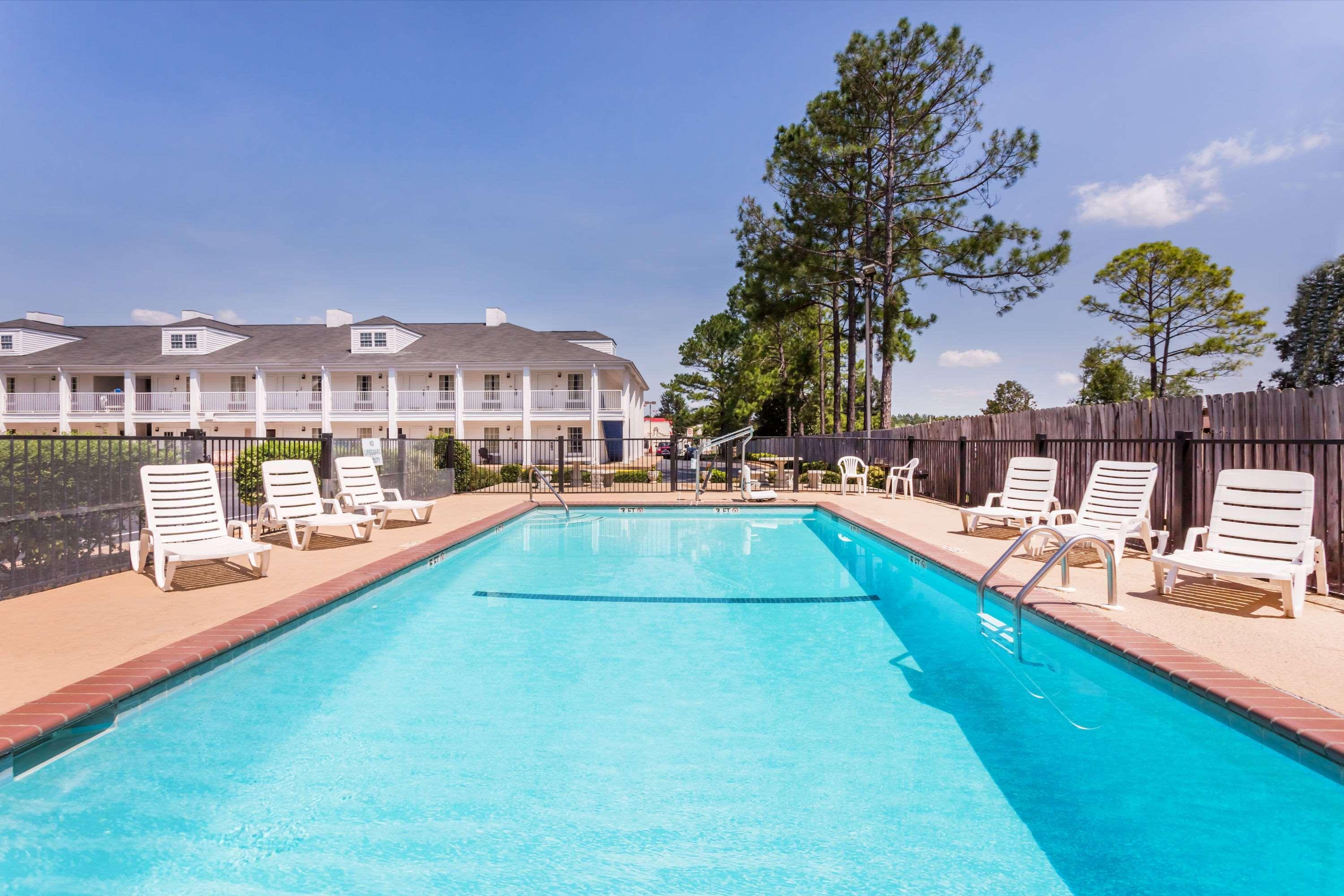 Baymont By Wyndham Albany At Albany Mall Esterno foto